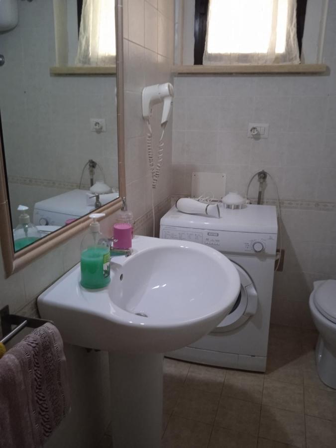 Casa Vacanze Torre Di Mola Formia Buitenkant foto