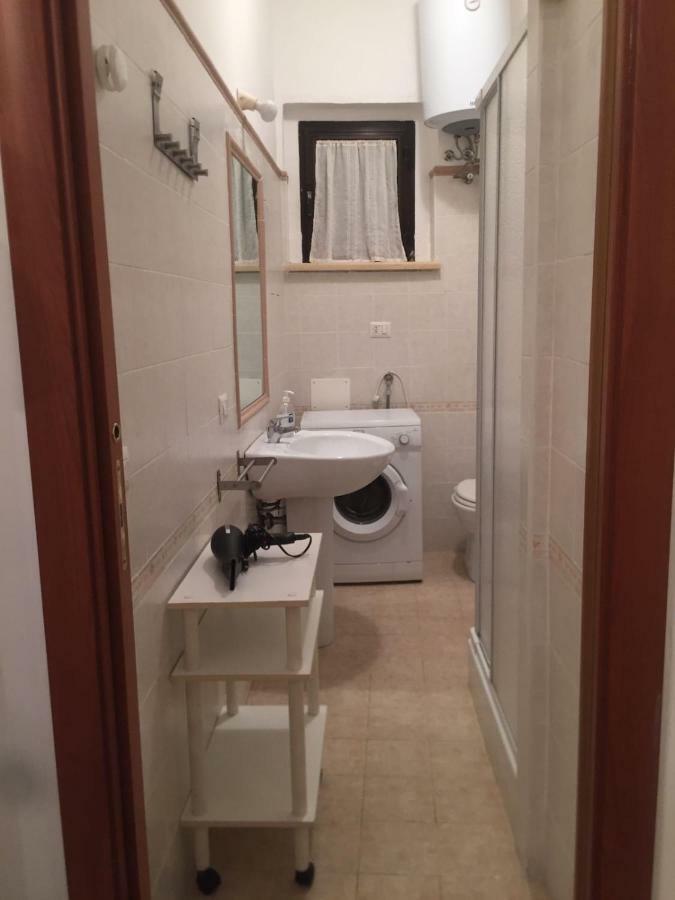 Casa Vacanze Torre Di Mola Formia Buitenkant foto