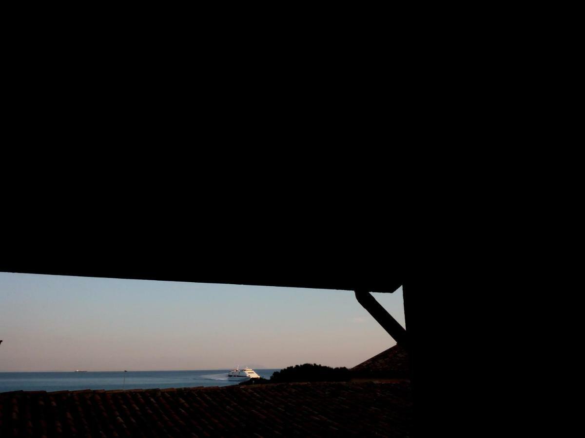 Casa Vacanze Torre Di Mola Formia Buitenkant foto